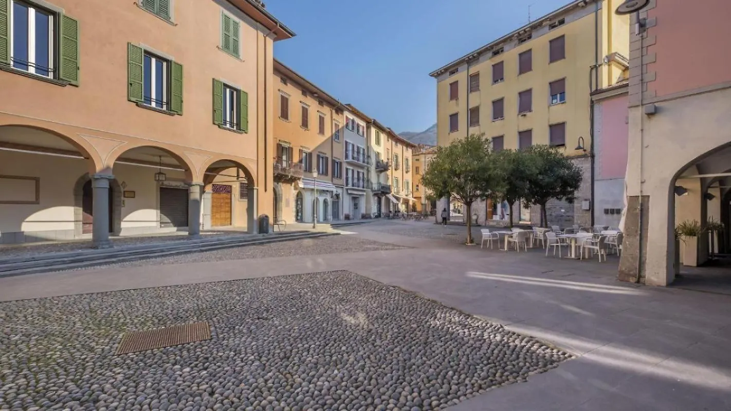 Le Case Del Patio Homes, Cosy, Functional And With Swimming Pool Iseo
