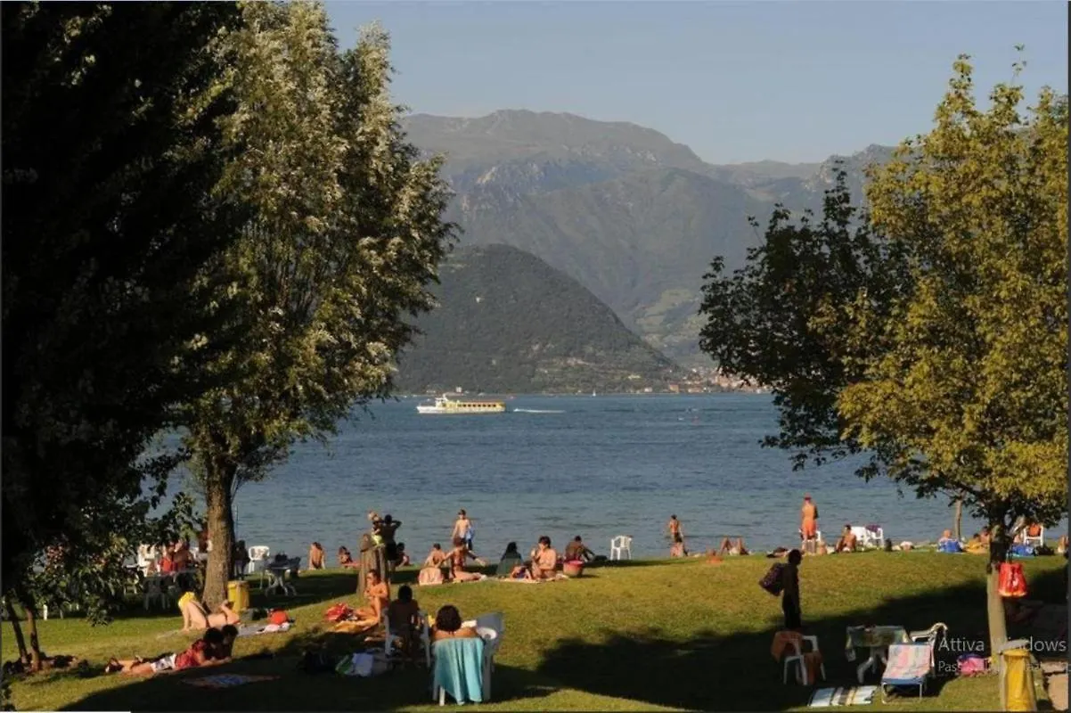 Hébergement de vacances Le Case Del Patio Homes, Cosy, Functional And With Swimming Pool Iseo