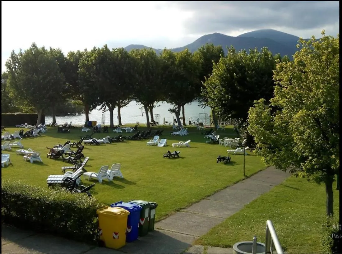 Hébergement de vacances Le Case Del Patio Homes, Cosy, Functional And With Swimming Pool Iseo
