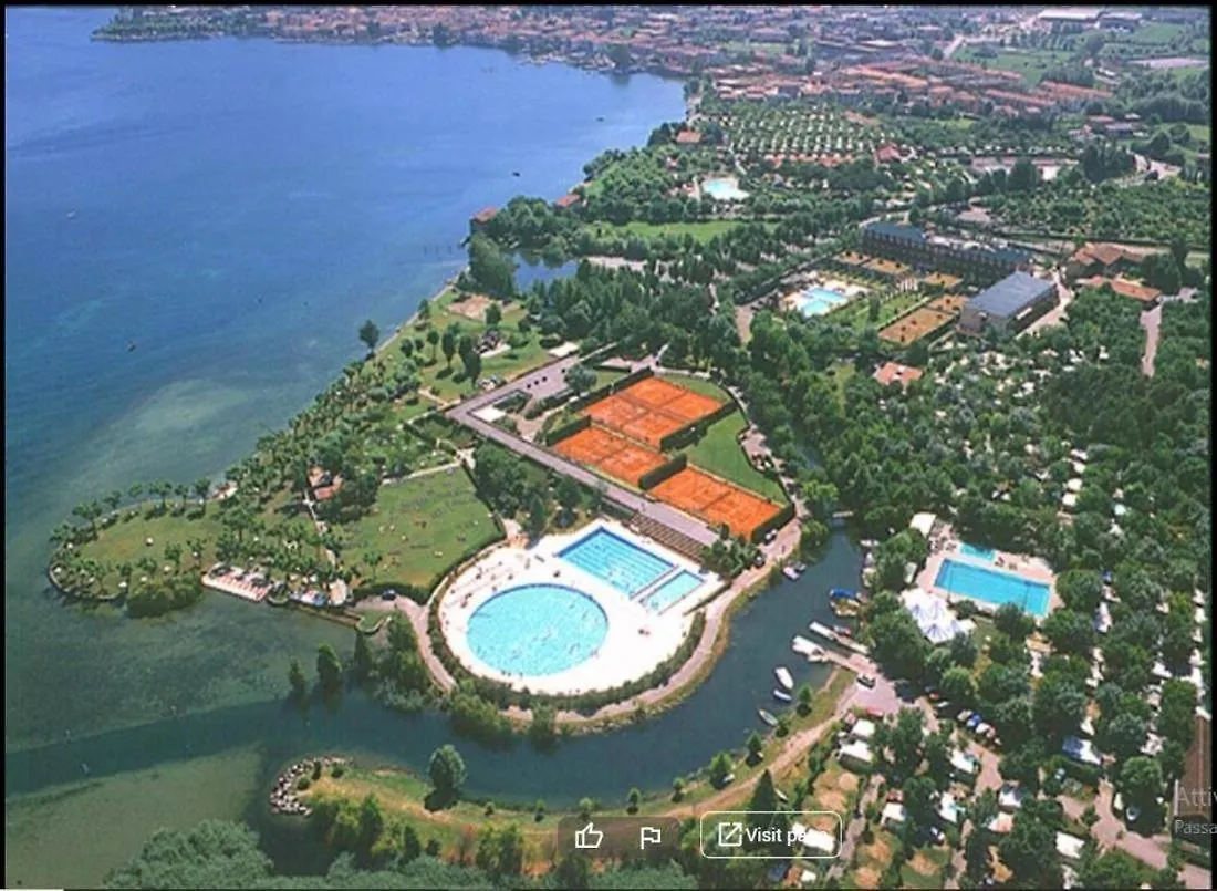Dom wakacyjny Le Case Del Patio Homes, Cosy, Functional And With Swimming Pool Iseo
