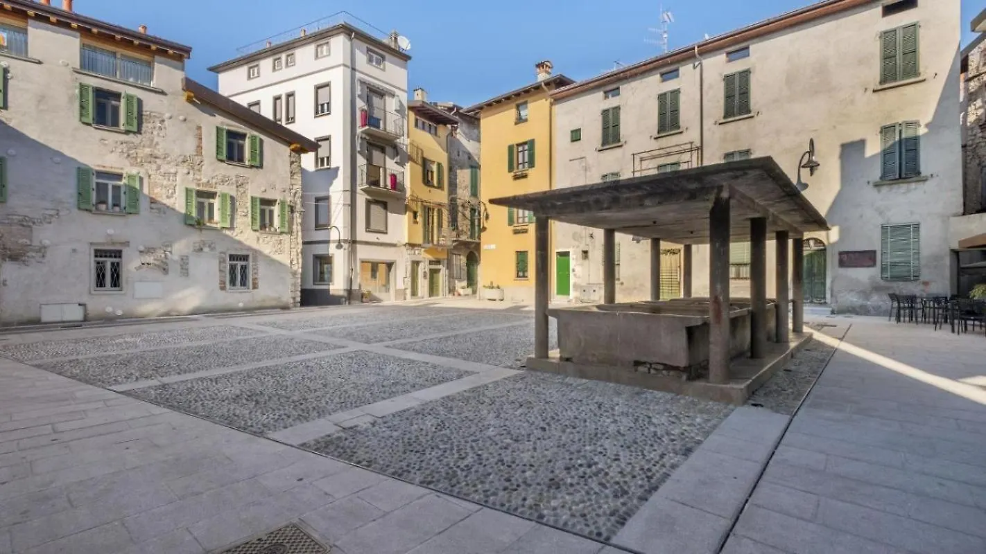Dom wakacyjny Le Case Del Patio Homes, Cosy, Functional And With Swimming Pool Iseo Włochy